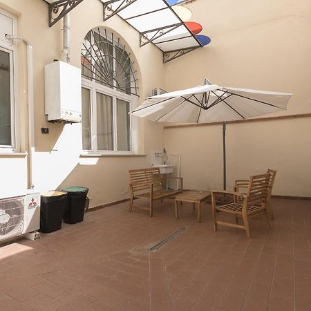 Amalia Apartment Via La Farina Firenze Esterno foto