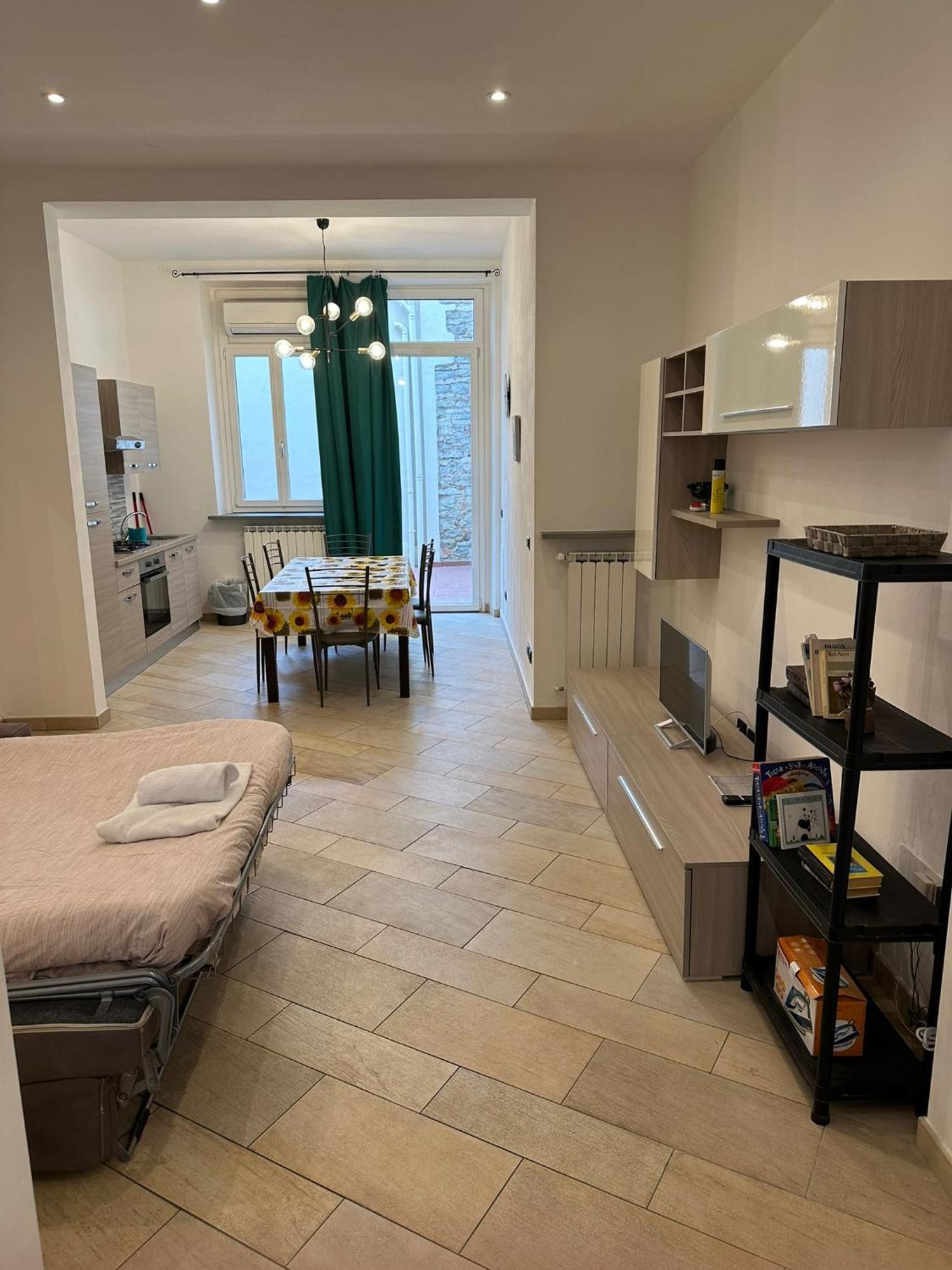 Amalia Apartment Via La Farina Firenze Esterno foto