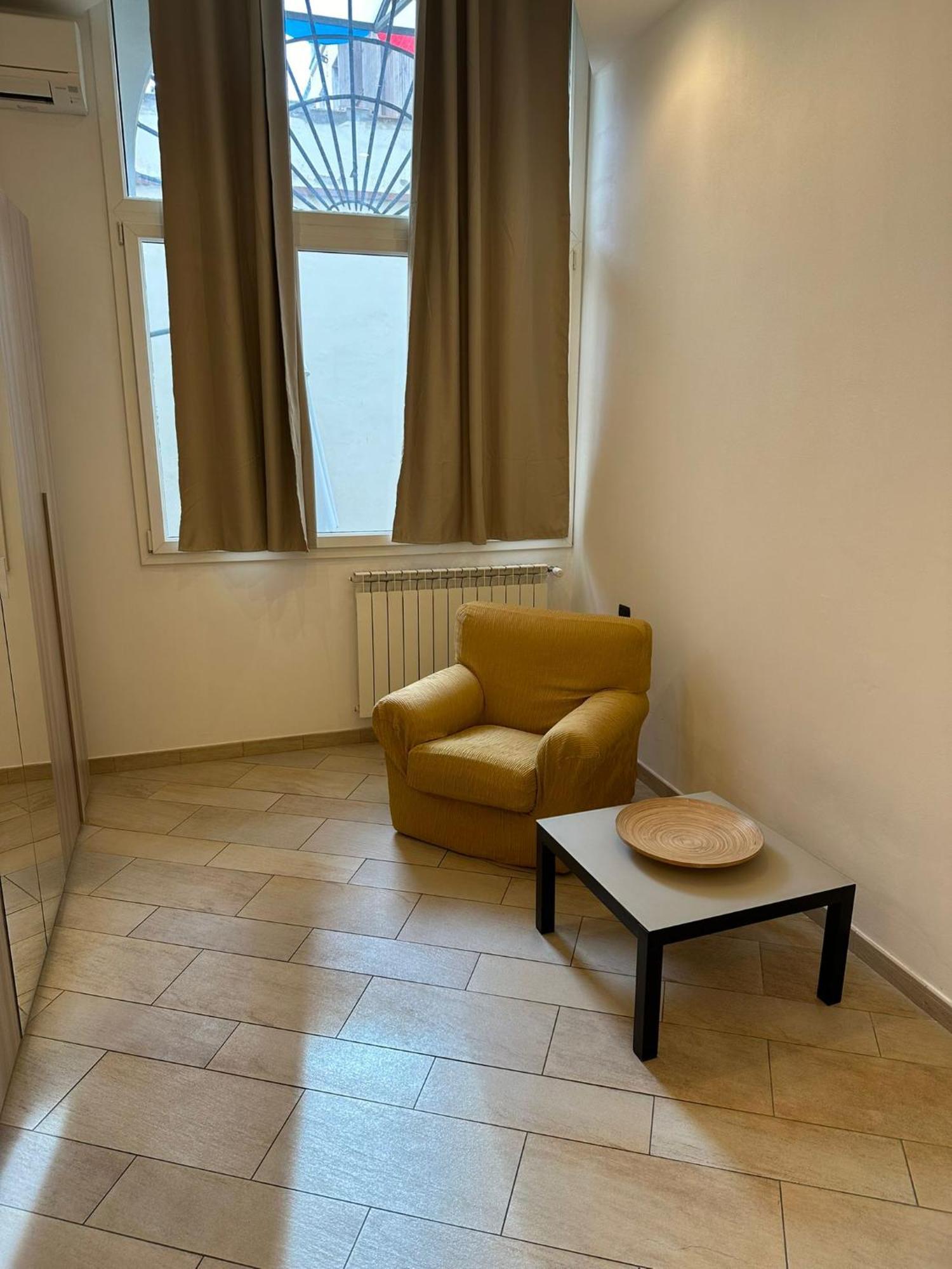 Amalia Apartment Via La Farina Firenze Esterno foto