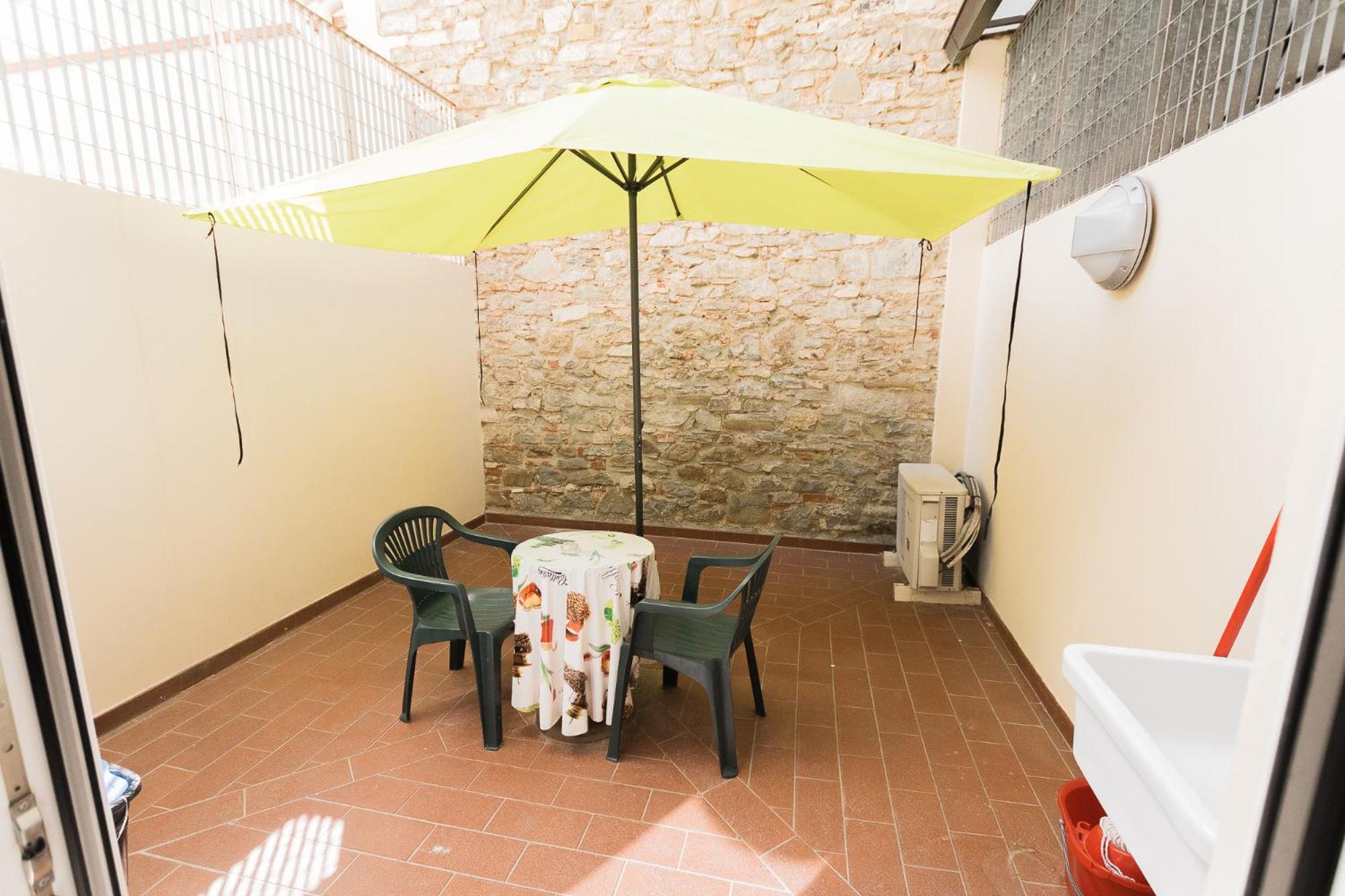 Amalia Apartment Via La Farina Firenze Esterno foto